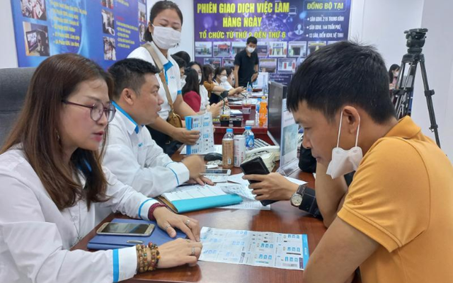 VietnamWorks: Thiếu hụt lao động vẫn xảy ra ở một số ngành nghề