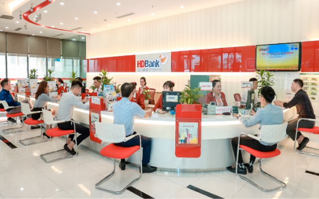 HDBank nhận cú đúp giải thưởng tài chính bền vững và thanh toán quốc tế