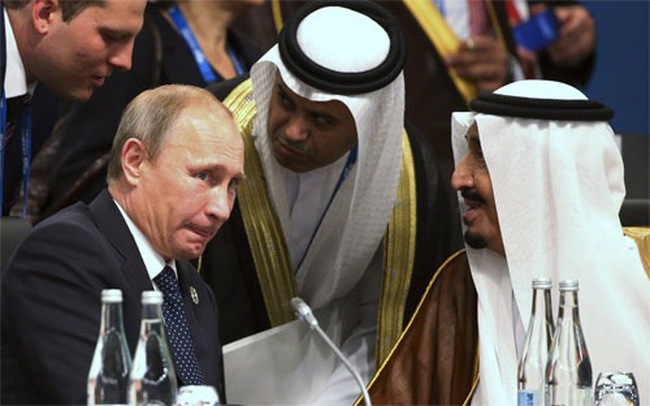 Nga và Saudi Arabia đang “cân đong” trong cuộc chiến giá dầu