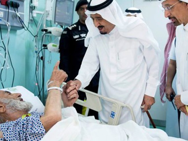 Saudi Arabia cam kết tìm nguyên nhân sập cần cẩu khiến hàng trăm người thiệt mạng ở Mecca