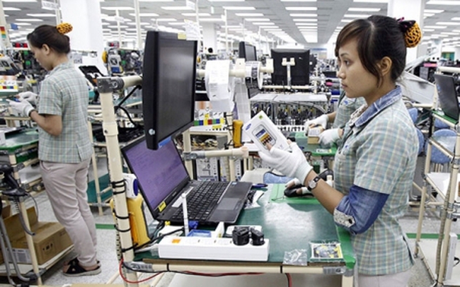 Samsung xuất khẩu 30 tỷ USD, Việt Nam hưởng lợi gì?
