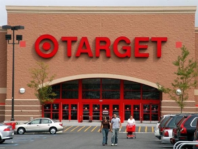 Tập đoàn bán lẻ Target rút khỏi thị trường Canada