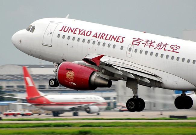 Cổ phiếu tăng gấp 3, ông chủ hãng hàng không Trung Quốc là tỷ phú trẻ nhất thế giới