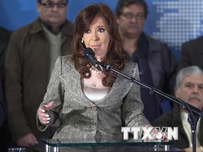 Tổng thống Argentina cảnh báo về một cuộc chiến tiền tệ