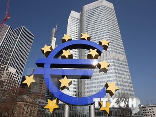 Nợ công ở Eurozone lên mức cao kỷ lục