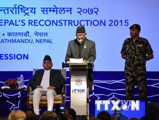 Thủ tướng Nepal Sushil Koirala chính thức đệ đơn từ chức