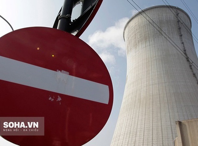 Nóng: Bảo vệ ở nhà máy hạt nhân Bỉ bị bắn chết, mã an ninh đã mất