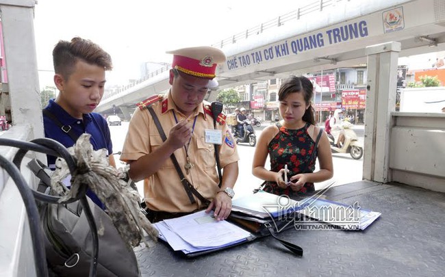 Ông Khuất Việt Hùng: Phạt xe thuê, mượn là hiểu sai