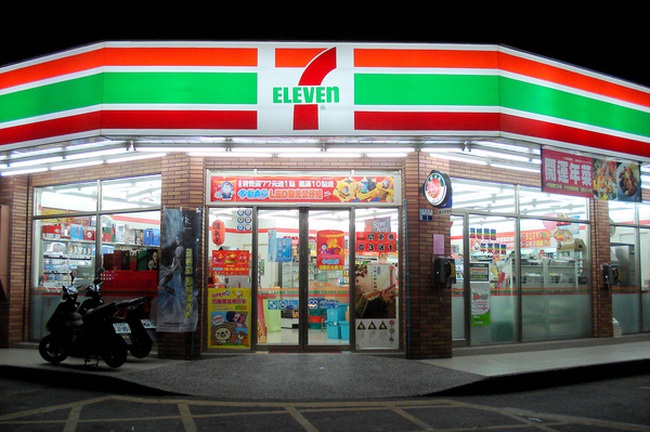 Khởi đầu với 20 cửa hàng và tham vọng thống trị nước Úc, nhưng 7-Eleven đã nhanh chóng bị tẩy chay vì dính bê bối ăn chặn tiền lương của nhân viên suốt 6 năm ròng