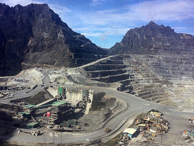 Những mỏ khai thác lớn nhất thế giới đang tuột khỏi tay các tập đoàn đa quốc gia như thế nào?