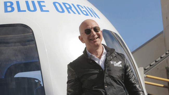 Jeff Bezos vừa bán thêm 1,1 tỷ USD giá trị cổ phiếu Amazon