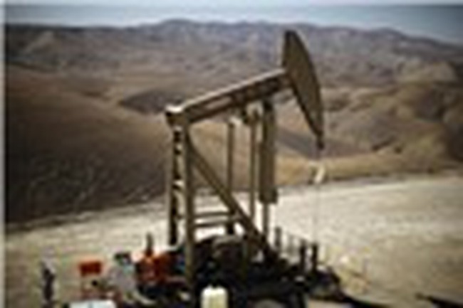 Triển vọng giá dầu: Thị trường theo dõi tình hình khai thác dầu thô Mỹ