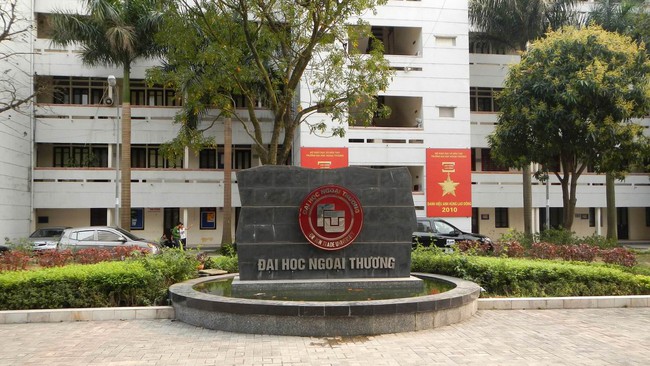 Trường đại học danh tiếng Ngoại thương bị "hất" khỏi top 20, bảng xếp hạng trường đại học Việt Nam có đáng tin cậy?