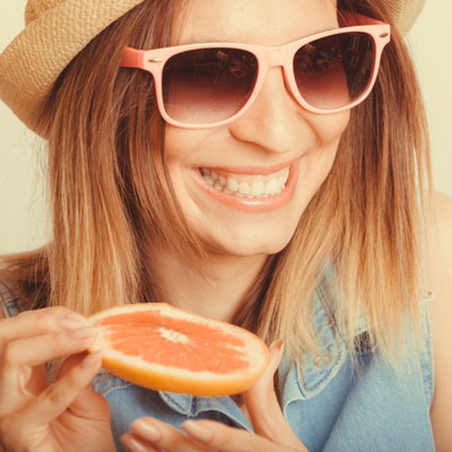 Ăn một quả cam mỗi ngày có thể làm giảm nguy cơ sa sút trí tuệ - căn bệnh đe dọa cuộc sống hiện đại