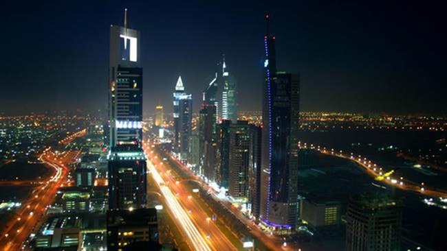 Góc khuất trong đòn trừng phạt của UAE đối với Qatar