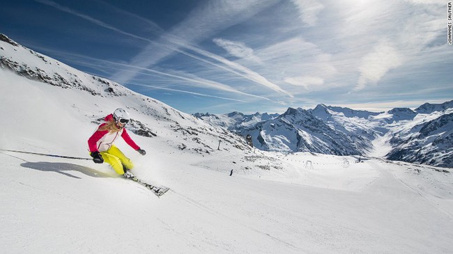 4 địa điểm đẹp đến nín thở dành cho những người đam mê trượt tuyết trong mùa đông này