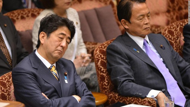 Hiện tượng Inemuri ở Nhật Bản: Say mê làm việc quá mức, người Nhật dường như “không bao giờ ngủ”