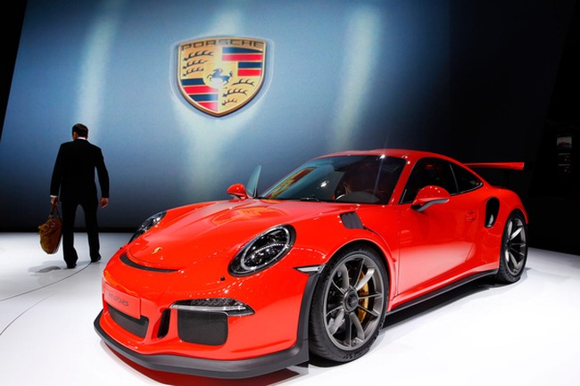 Cứ mỗi một chiếc xe bán ra, BMW lãi 5.000 USD, Porsche lãi tới 17.250 USD. Vì đâu Porsche làm được điều tuyệt vời này?