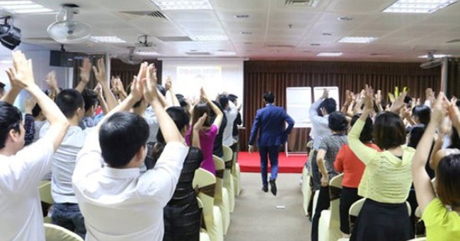 Người trẻ Việt khởi nghiệp vì muốn giàu và muốn làm sếp, thường hay nhảy việc vì lấy tiền bạc là tiêu chuẩn phấn đấu Người trẻ Việt khởi nghiệp vì muốn giàu và muốn làm sếp, thường hay nhảy việc vì lấy tiền bạc là tiêu chuẩn phấn đấu