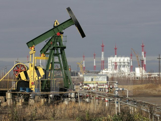 Giá dầu châu Á giảm trước nghi ngại OPEC không duy trì thỏa thuận