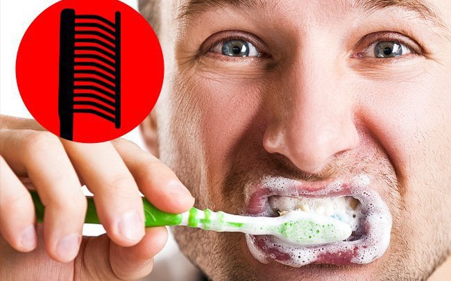 8 sai lầm phổ biến gây hại răng miệng: Chắc chắn ai cũng "dính" ít nhất một cái