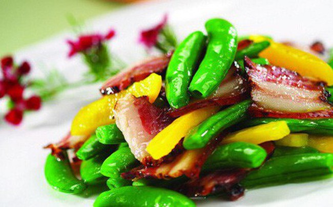 Món ăn tối tất niên của người Trung Quốc: Vì sao ưu tiên màu sắc, hương vị và sự cân bằng?