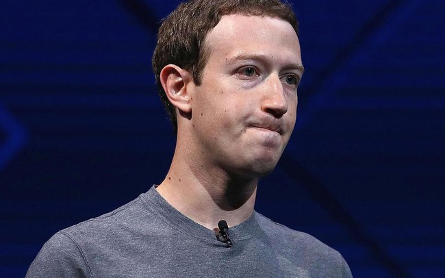 43% người Mỹ và cả Mark Zuckerberg cũng không thể “cưỡng lại” thói quen xấu phổ biến này dù biết hậu quả không ai ngờ tới