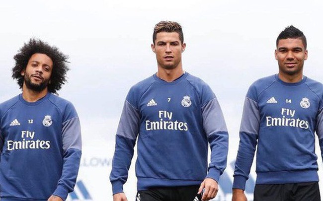 Ronaldo nói với đồng đội về quyết định chia tay Real Madrid