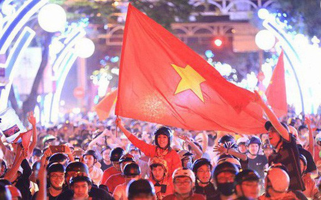 Chuyện ở những quốc gia có tình yêu bóng đá mãnh liệt không kém gì Việt Nam