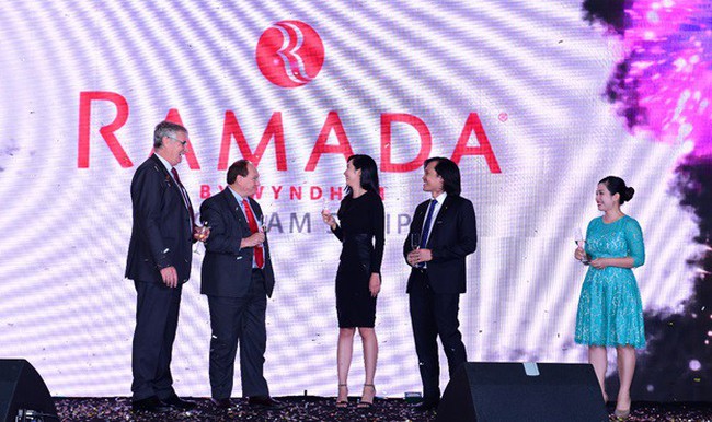 Hàng trăm nhà đầu tư tham dự lễ công bố thương hiệu Ramada By Wyndham Hồ Tràm Strip