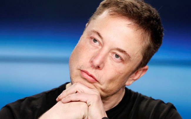 Cổ phiếu Tesla lại lao dốc sau khi xuất hiện hình ảnh Musk hút cần và một loạt lãnh đạo cấp cao nghỉ việc