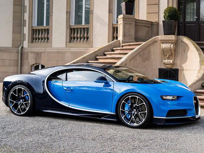 Cặp đôi xế hộp Bugatti Chiron “đã qua sử dụng” có thể được đấu giá đắt hơn cả một siêu xe mới xuất xưởng