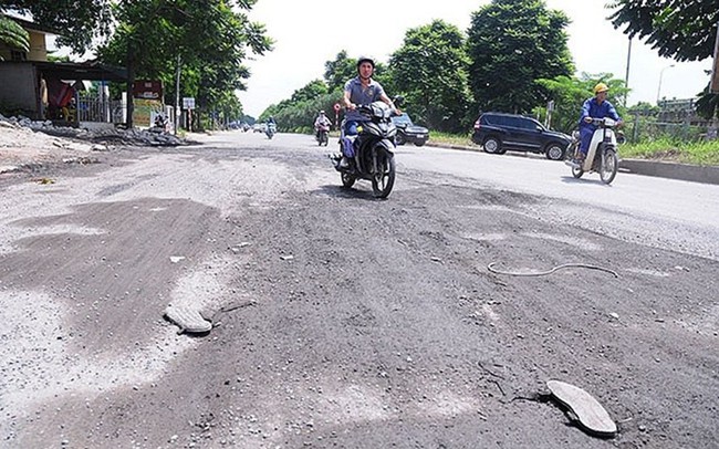 22 tỉ đồng sửa chữa đường gom đại lộ Thăng Long