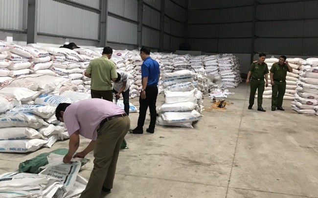 Thu giữ gần 250 tấn đường cát  nhập lậu tại Bình Dương