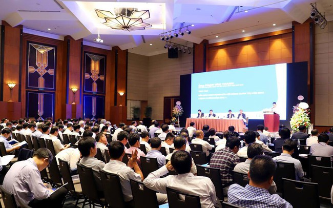 ĐHĐCĐ Petrolimex: Đầu tư 700 triệu USD cung cấp LNG cho trung tâm điện lực của EVN tại Nam Vân Phong