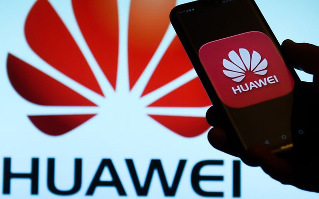 Huawei mỉa mai ông Trump: Lệnh cấm sẽ khiến Mỹ "tụt lại phía sau" trong làn sóng 5G