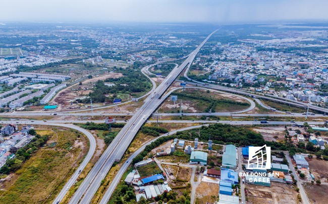 Làn sóng của nhà đầu tư ngoại làm thay đổi cục diện bất động sản công nghiệp Việt Nam Làn sóng của nhà đầu tư ngoại làm thay đổi cục diện bất động sản công nghiệp Việt Nam