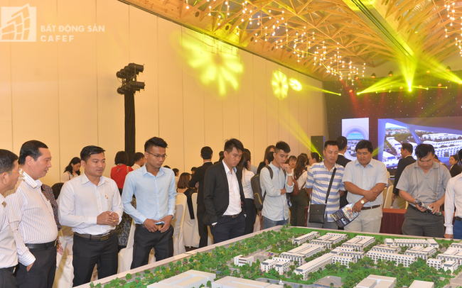 Chủ đầu tư dự án bất động sản chạy đua khuyến mãi "mạnh tay" trong tháng cô hồn Chủ đầu tư dự án bất động sản chạy đua khuyến mãi "mạnh tay" trong tháng cô hồn