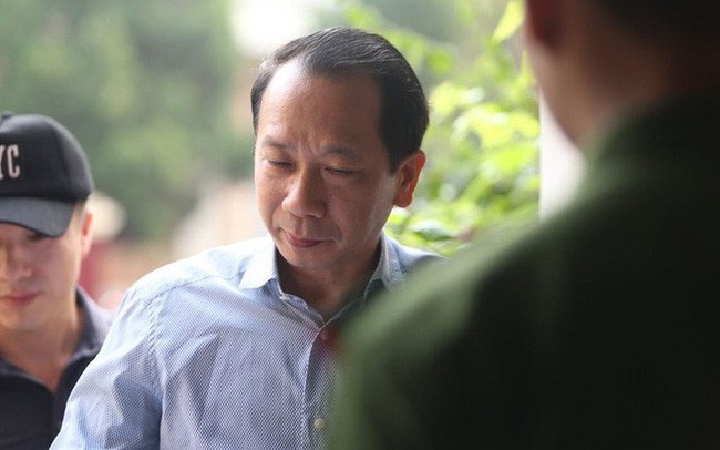 Phó Chủ tịch UBND tỉnh Hà Giang đến dự phiên tòa xét xử gian lận điểm thi THPT Quốc gia 2018
