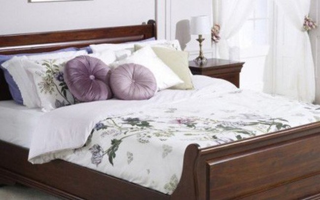 Giường ngủ đơn giản tiết kiệm diện tích