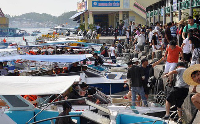 Thống nhất giá tour đảo vịnh Nha Trang là 250.000 đồng/khách