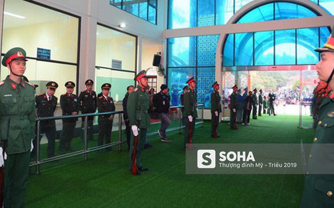[Ảnh] Xe bọc thép xuất quân, ga Đồng Đăng trải thảm chờ đón Chủ tịch Kim Jong Un