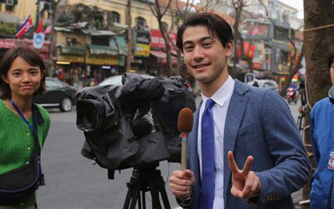 Dàn phóng viên Hàn Quốc và Nhật Bản bỗng dưng nổi tiếng trên mạng xã hội khi tác nghiệp tại hội nghị thượng đỉnh Mỹ - Triều