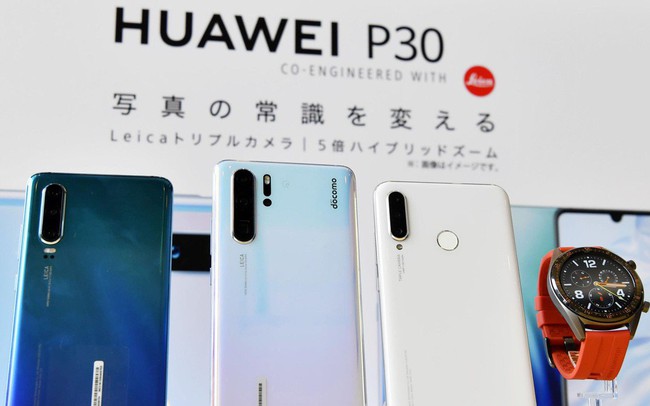 Người dùng châu Á có nên lo sợ trước cuộc chiến của Trump với Huawei?