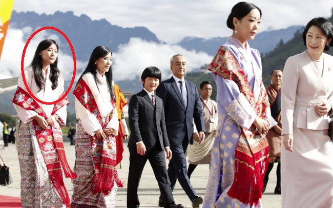 Chân dung "thần tiên tỷ tỷ" của Hoàng gia Bhutan, nàng công chúa tài sắc vẹn toàn, làm điên đảo cộng đồng mạng trong suốt thời gian qua