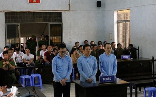 Bất ngờ hoãn xét xử vụ “người sống gánh nợ 170 tỉ cho người chết” tại Agribank Tân An