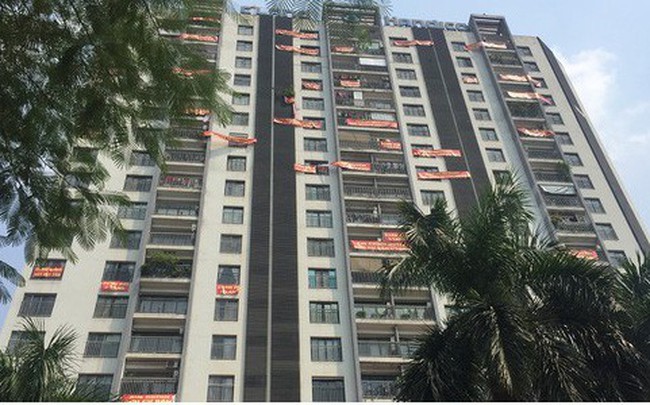 Tranh chấp chung cư 81 Lê Đức Thọ: Điện, nước là vũ khí của chủ đầu tư Tranh chấp chung cư 81 Lê Đức Thọ: Điện, nước là vũ khí của chủ đầu tư