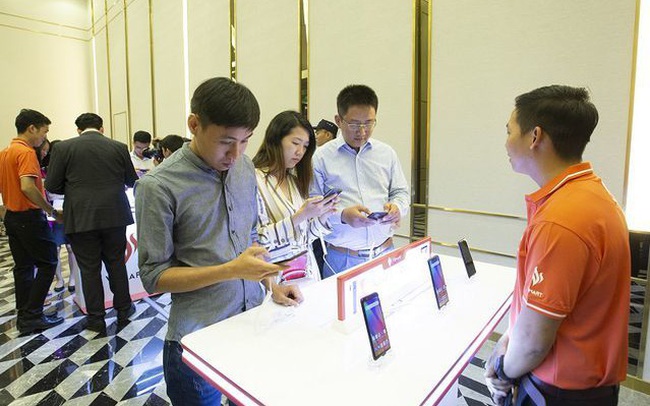 Cú sập của Huawei, smartphone giá rẻ 3 triệu được thời bùng nổ