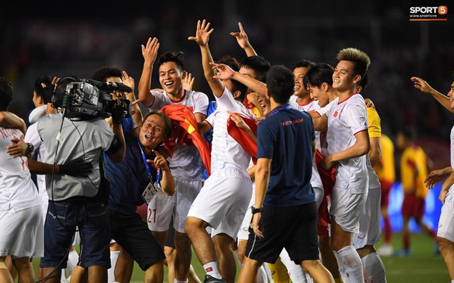 Chính thức: U22 Việt Nam chia tay 1 thủ môn, gọi lại Đình Trọng và Trọng Đại cho chuyến tập huấn tại Hàn Quốc để chuẩn bị cho giải U23 châu Á 2020