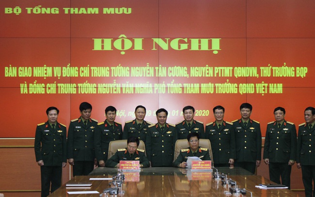 Bàn giao nhiệm vụ Phó Tổng tham mưu trưởng Quân đội nhân dân Việt Nam